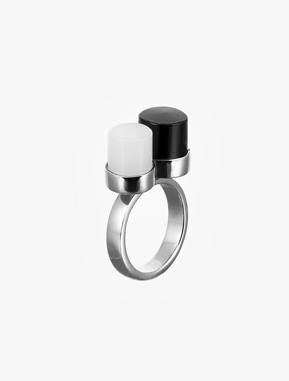 Cosmo combo, ring with black and white glass pieces