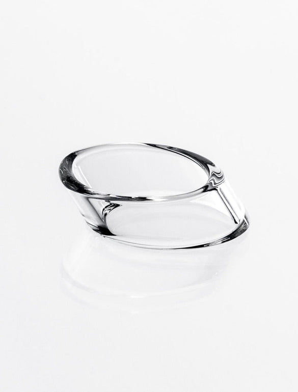 Slice, oblique ring in glass
