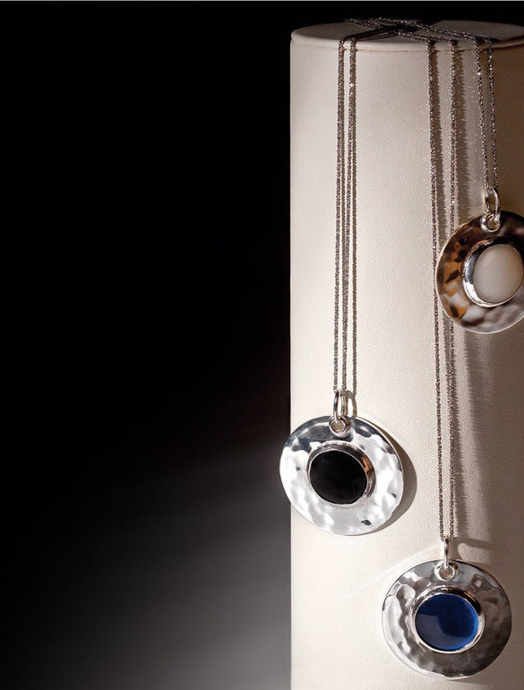 Collane con pendenti circolari eleganti