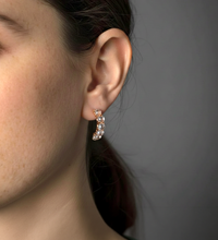 Vera, orecchini con sei sferette