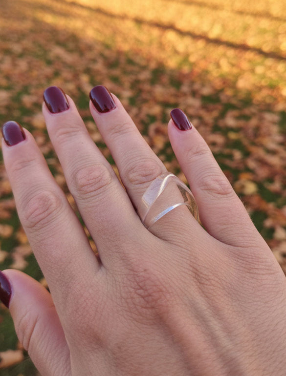 anello infinito indossato