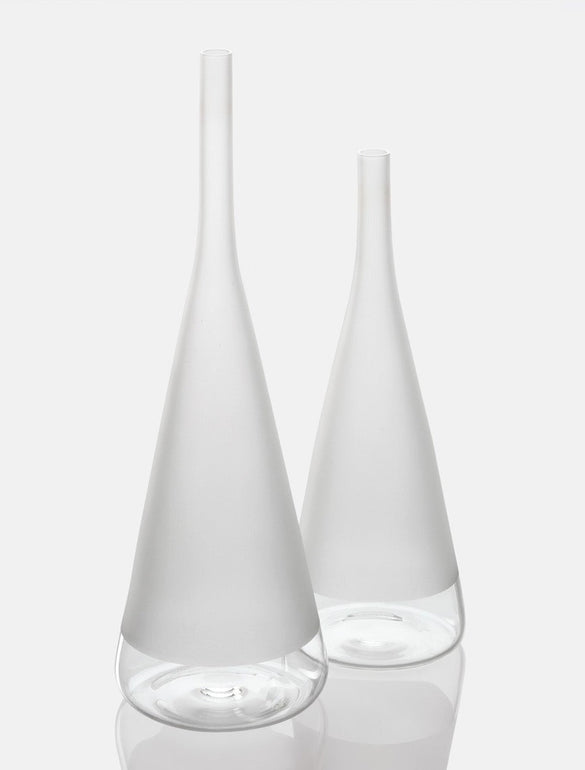 Trevis, bottiglie di design in vetro sabbiato
