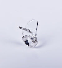 Ali, design ring in glass and silver, wing-shaped