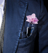 Freak, pocket flower holder