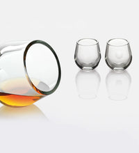 Moon, bicchiere di design per distillati