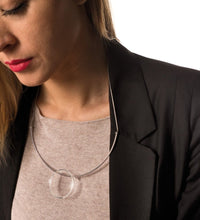 Rugiada, rigid necklace in silver with a semi-sphere