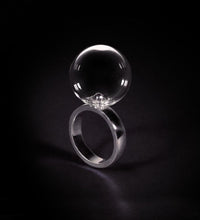 Sfera, anello in argento con sfera in vetro