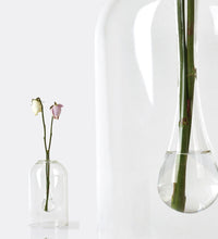Shaped glass flower vase Tears